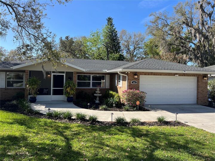 Property Photo:  403 Virginia Street  FL 34715 