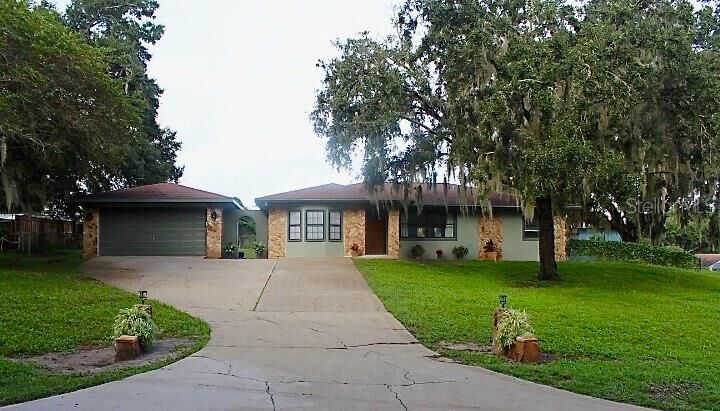 Property Photo: 12082 SE 61st Court FL 34420