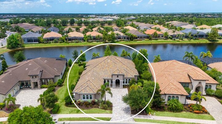 Property Photo: 16720 Berwick Terrace FL 34202