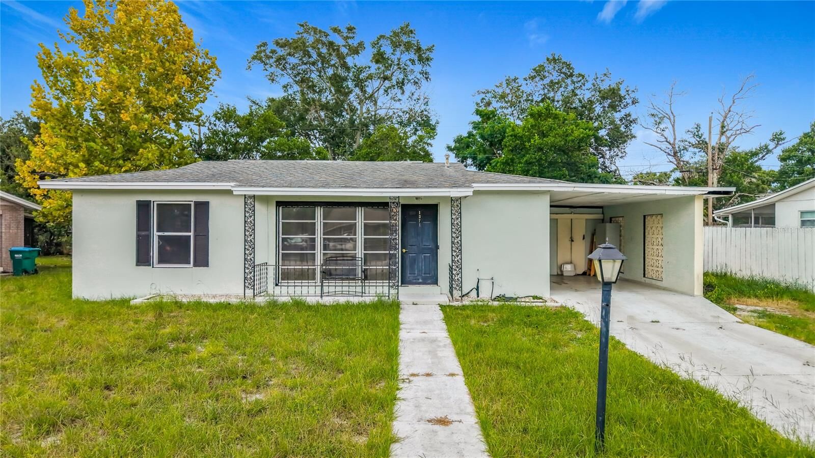 Property Photo:  1371 Rockhill Street  FL 32725 