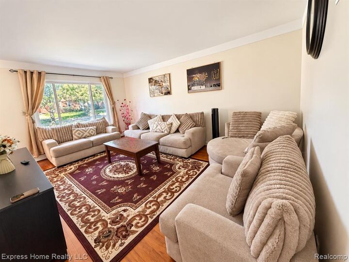 Property Photo: 8330 Sunburst MI 48015 1541