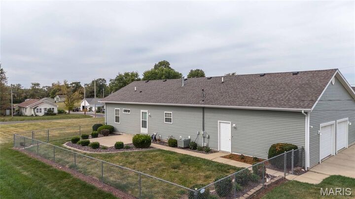 Property Photo:  120 N Rock Island Avenue  IL 62471 