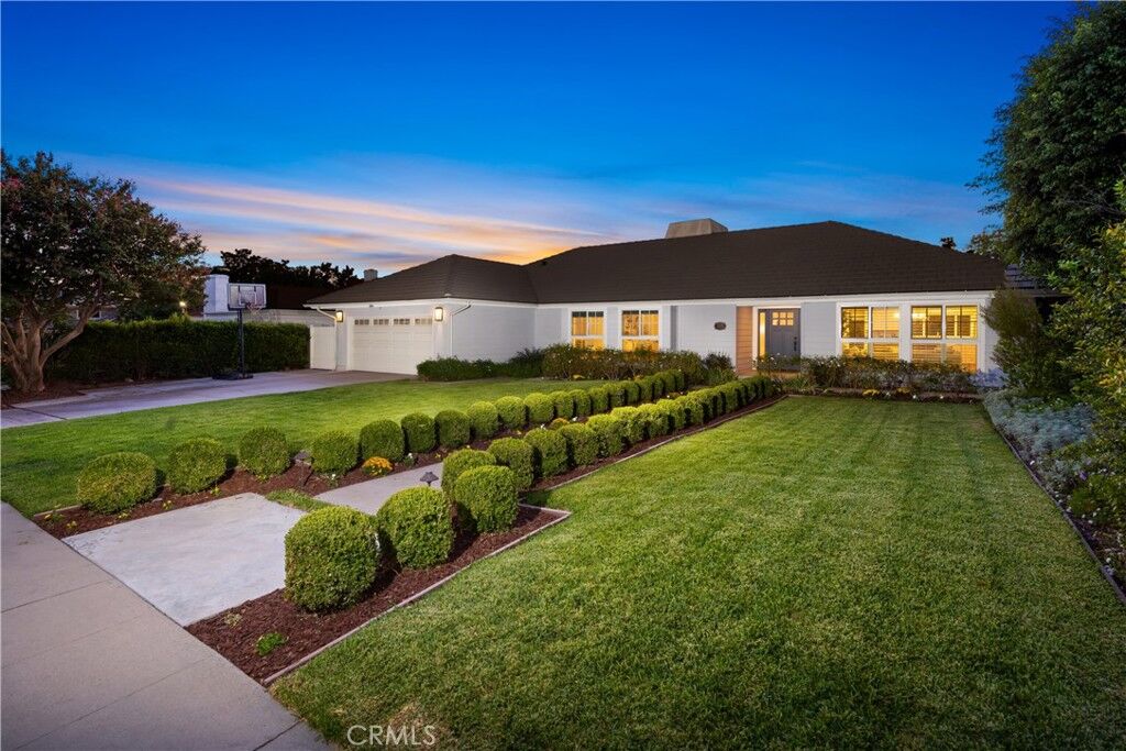 Property Photo: 521 N Altura Road CA 91007