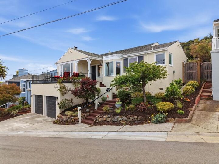 Property Photo:  4024 Bayview Avenue  CA 94403 