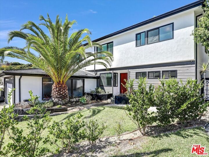 Property Photo:  4749 Don Porfirio Place  CA 90008 