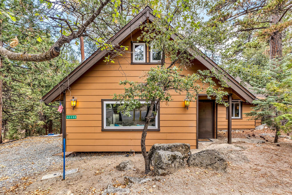 Property Photo:  52230 Sylvan Way  CA 92549 