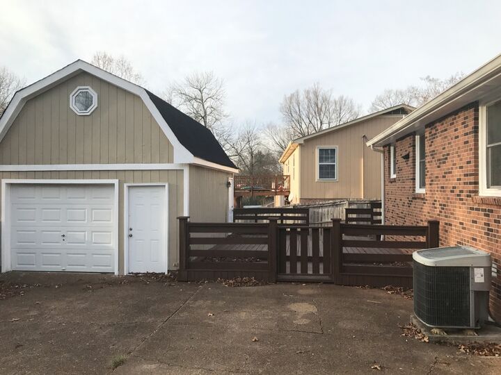 Property Photo:  3211 Trails End Ln  TN 37214 