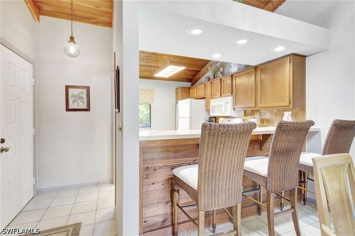Property Photo:  2972 Kings Lake Boulevard 2972  FL 34112 