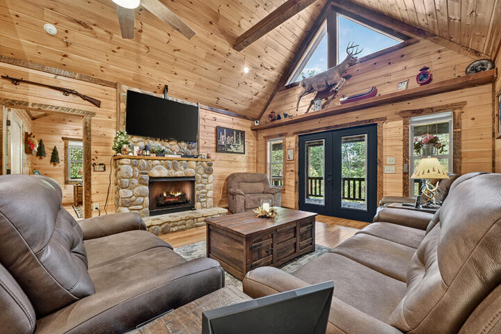Property Photo: 512 Star Creek Crossing GA 30560