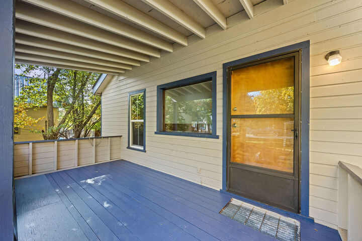 Property Photo:  130 Dakota Avenue  MT 59937 