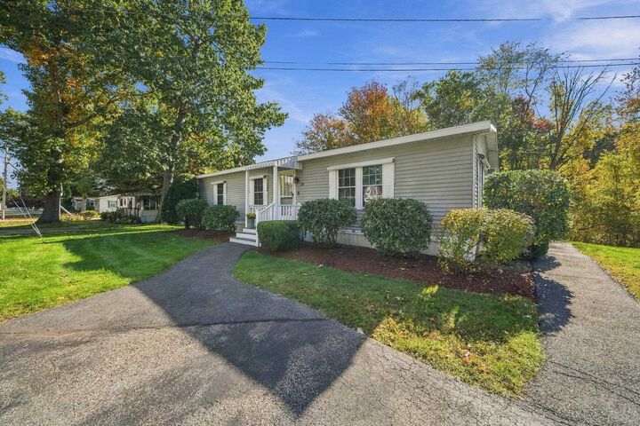 Property Photo: 20 Amy Lane NH 03841