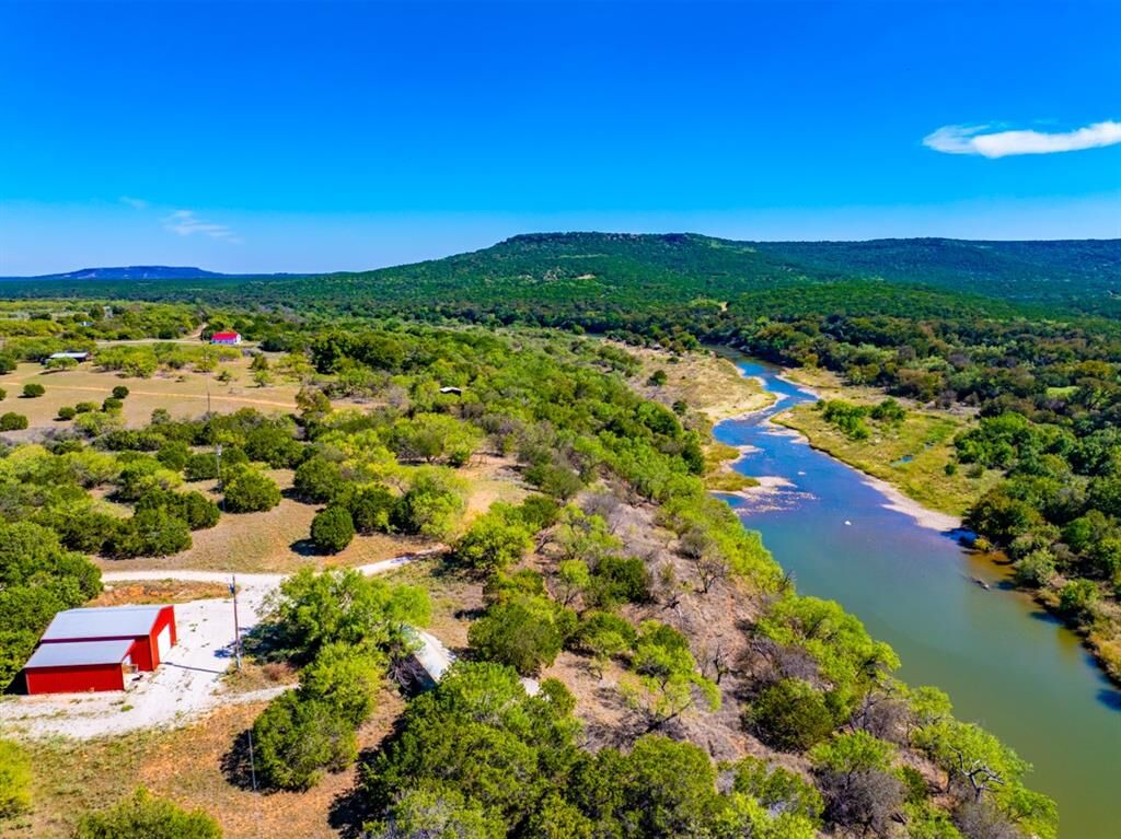 Property Photo:  2024 Jesses Run Road  TX 76449 