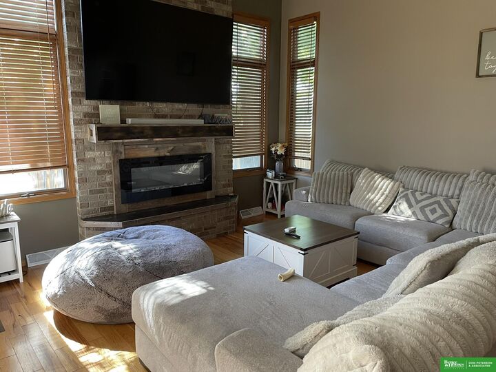 Property Photo:  2615 Park Place Drive  NE 68025 