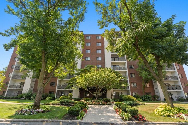 Property Photo: 22 Ninth Street 102 MA 02155