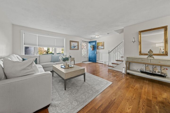 Property Photo:  19 Eagan Place 19  MA 01960 