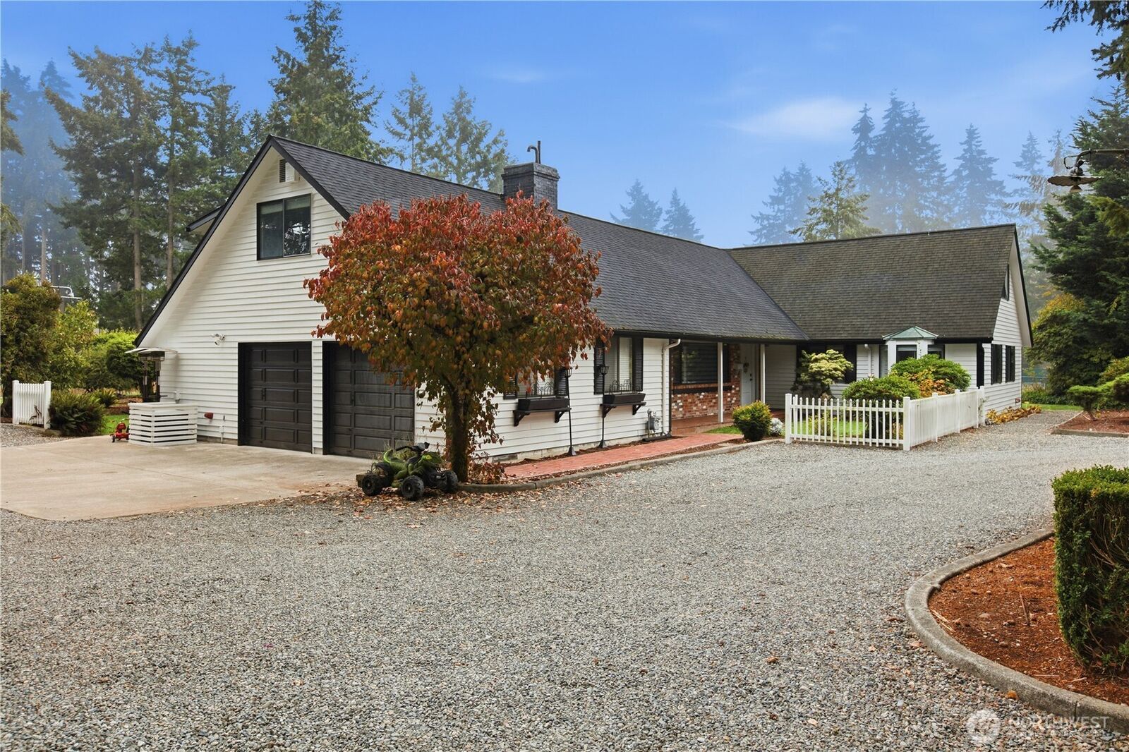 Property Photo: 12217 98th Avenue E WA 98373