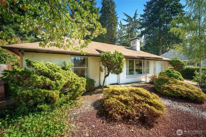 Property Photo:  15326  Stone Ave  N  WA 98133 