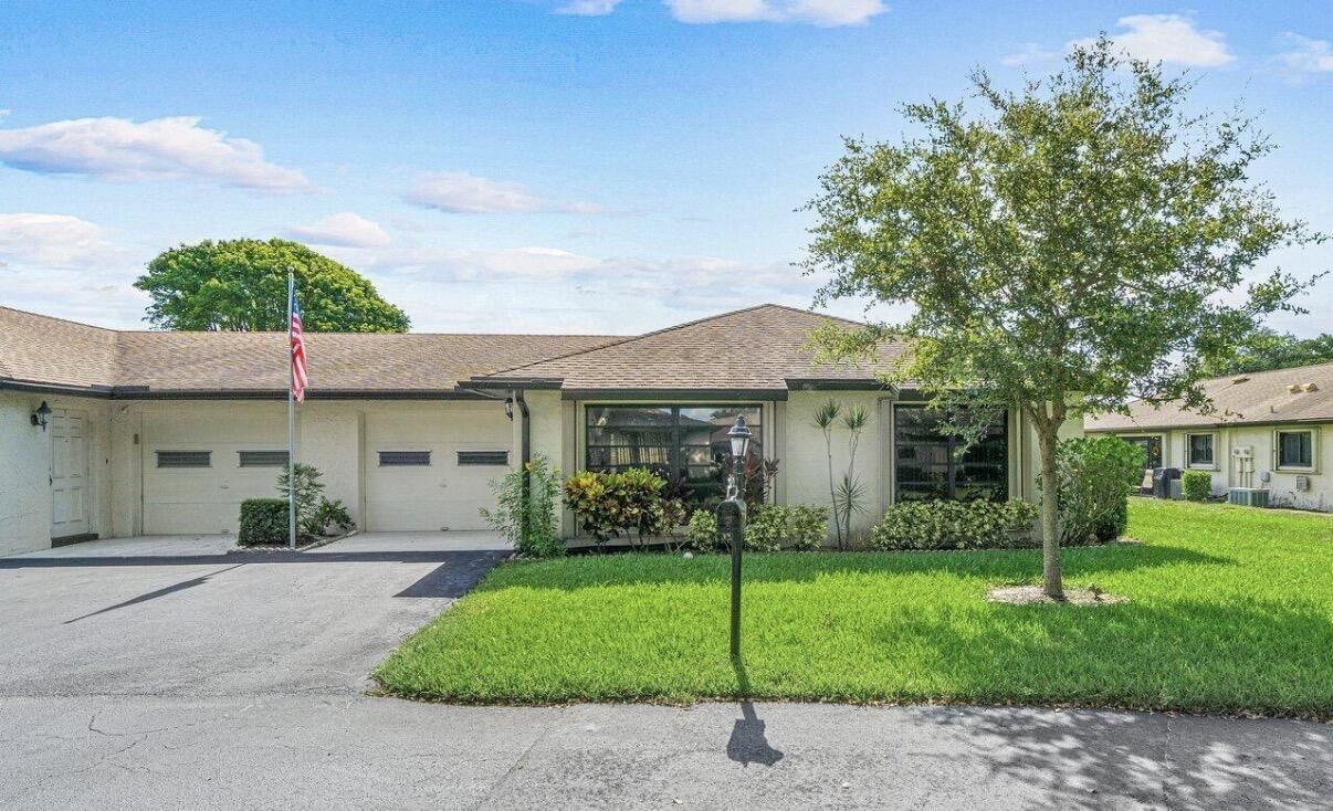 Property Photo:  4858 Dovewood Terrace B  FL 33436 