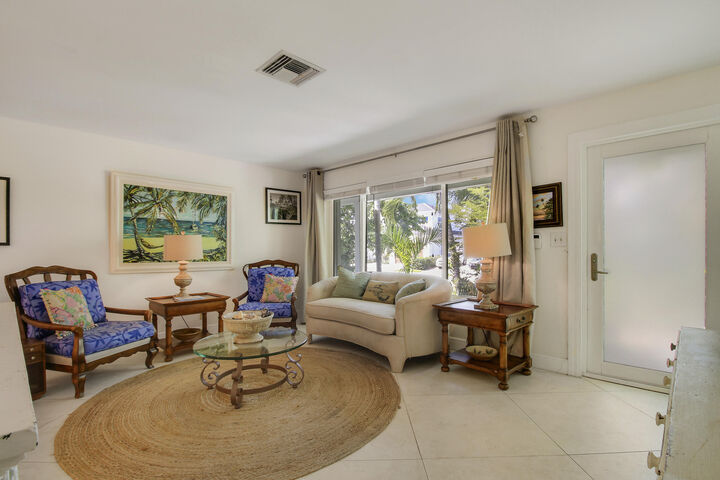 Property Photo:  528 Driftwood Road  FL 33408 