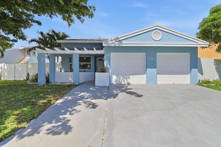 Property Photo:  34 Paxford Lane  FL 33426 