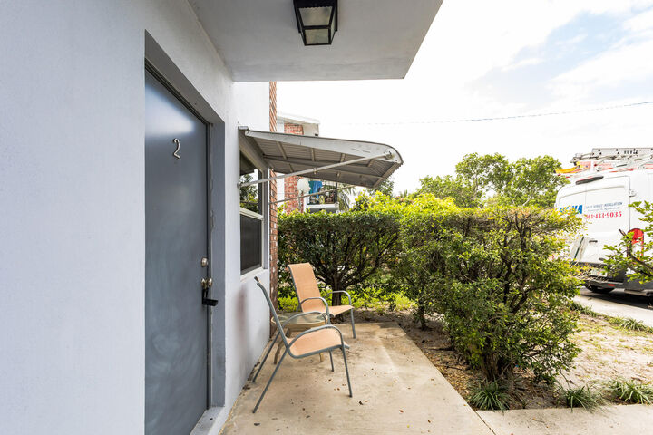 Property Photo: 2202 SE 3rd Street 2 FL 33435