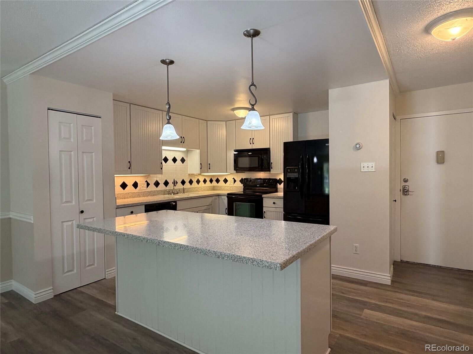 Property Photo: 9385 E Center Avenue 7A CO 80247