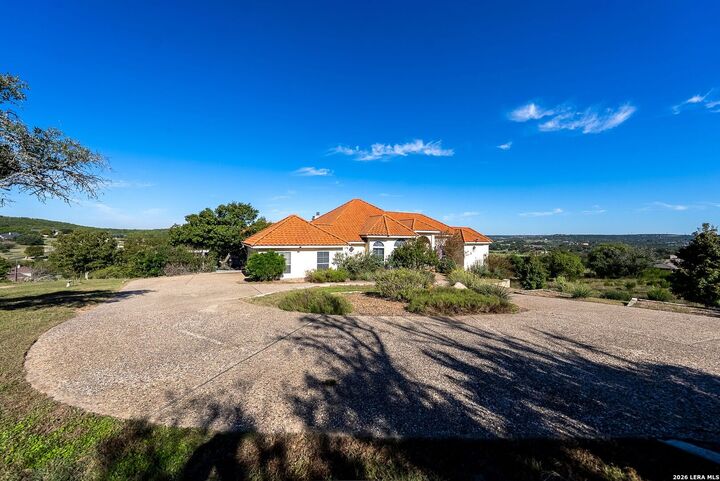 Property Photo: 349 Saddlewood TX 78028