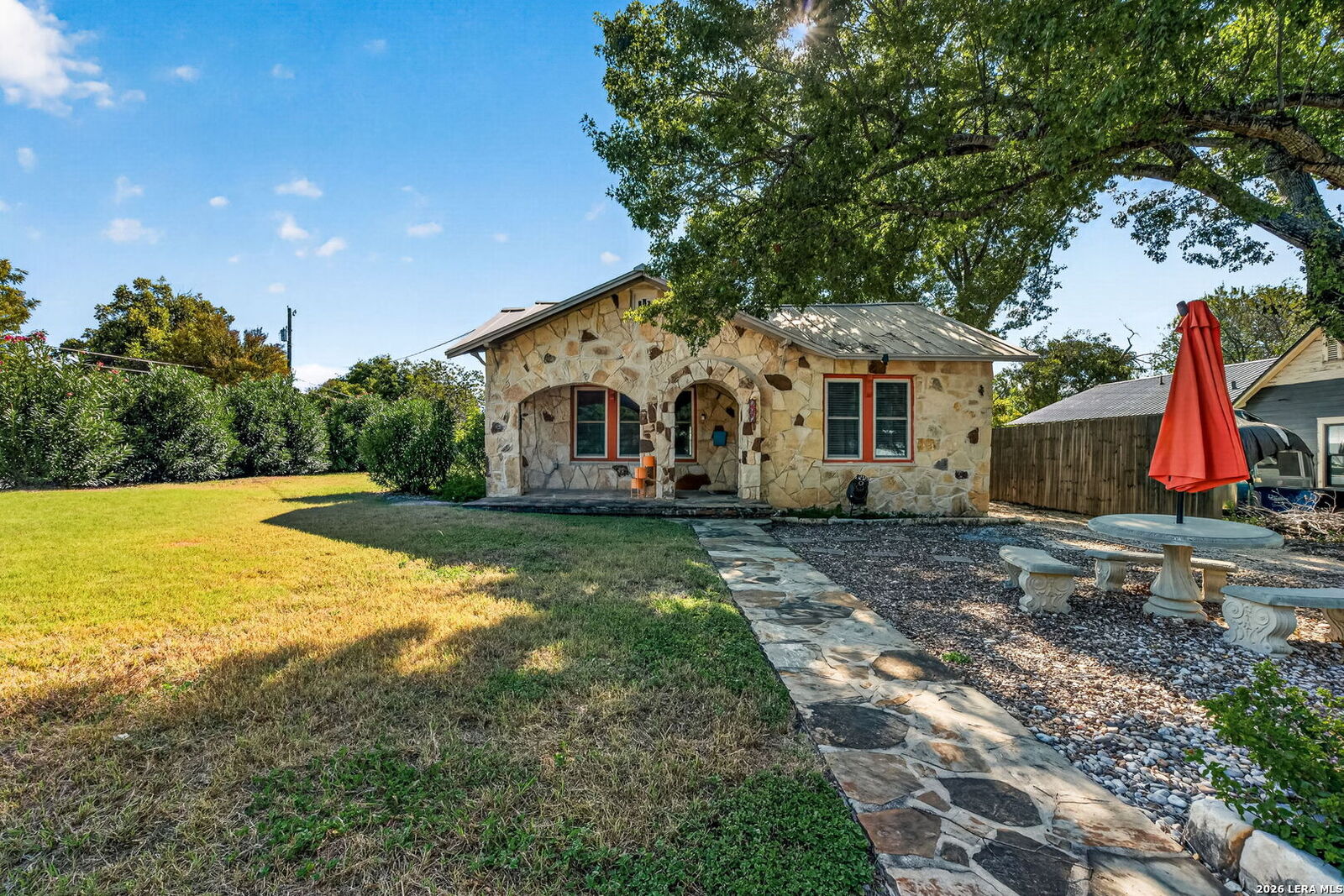 Property Photo: 292 S Chestnut TX 78130