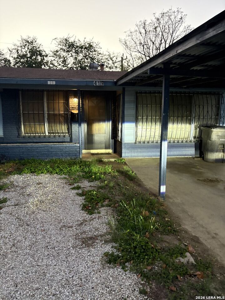 Property Photo:  419 Upland Rd  TX 78220 