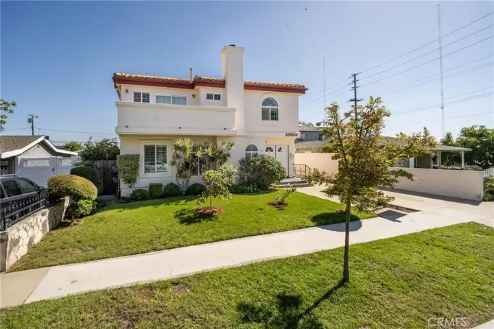 Property Photo: 18536 Ashley Avenue CA 90504