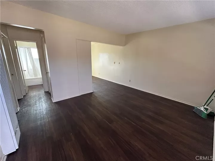 Property Photo:  325 W Carson Street 9  CA 90745 
