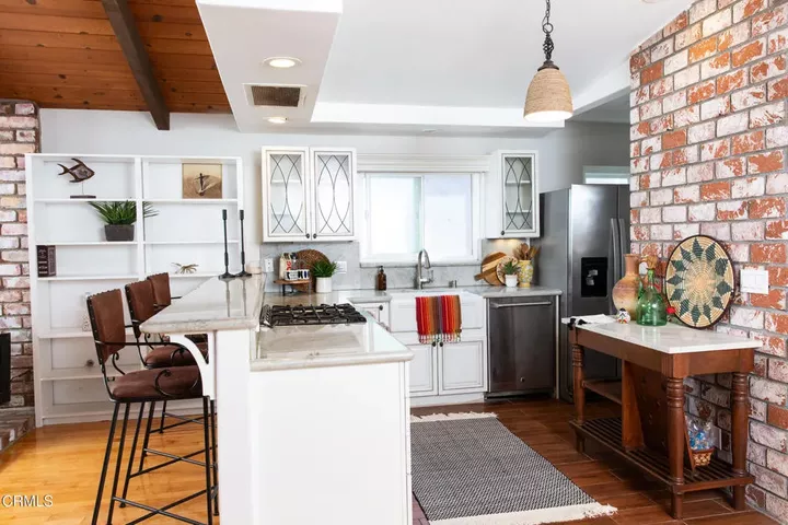 Property Photo: 286 Melrose Drive CA 93035