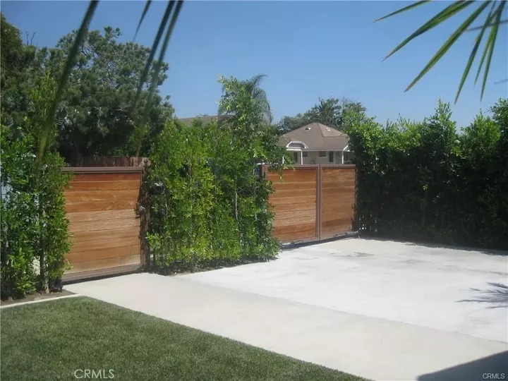 Property Photo:  4027 La Salle  CA 90062 