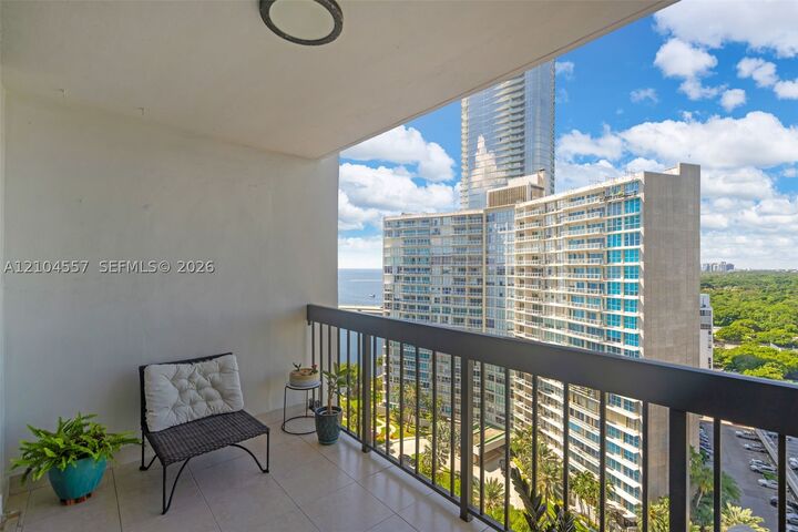 Property Photo: 2333 Brickell Ave 1808 FL 33129