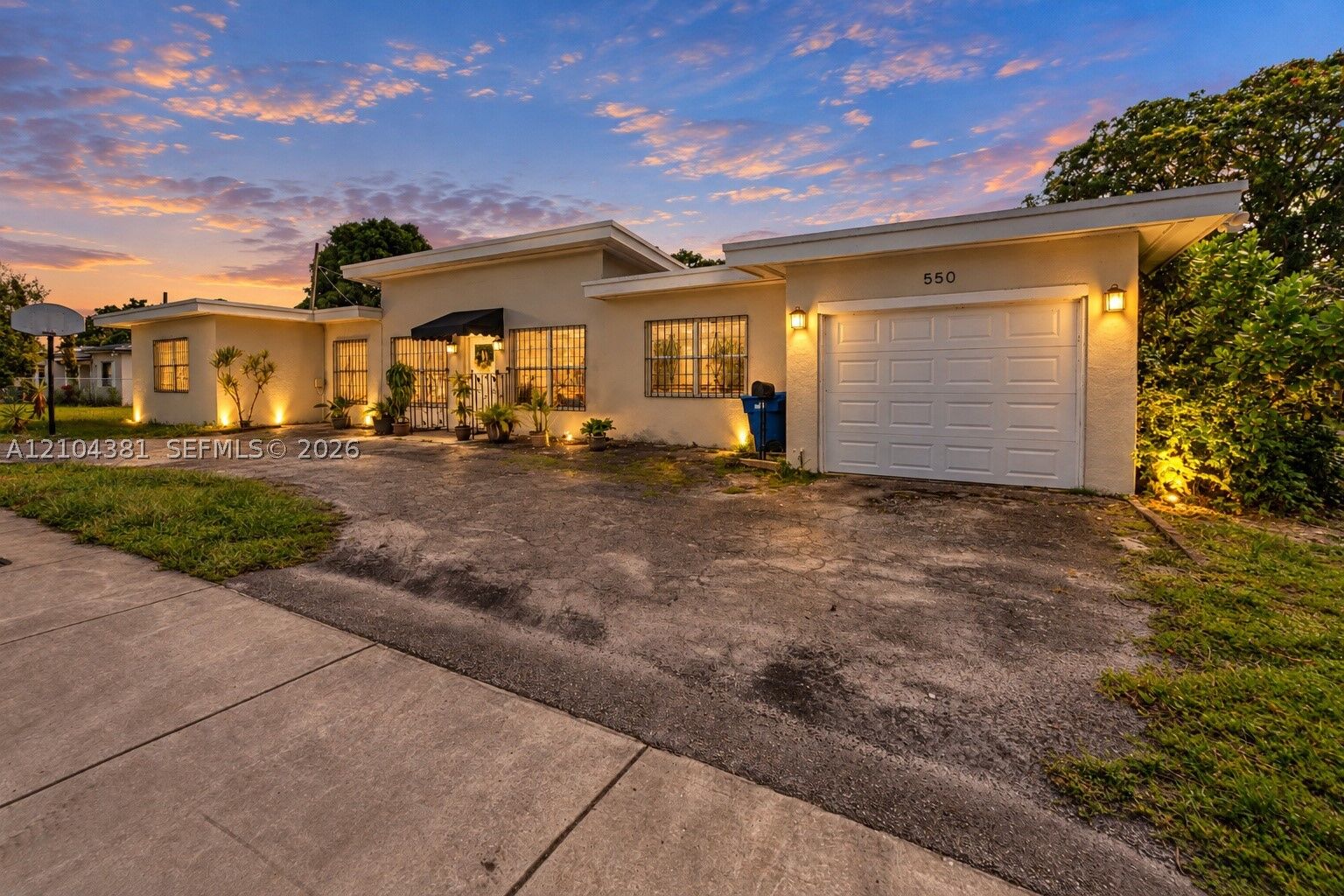 Property Photo:  550 NW 107th St  FL 33168 