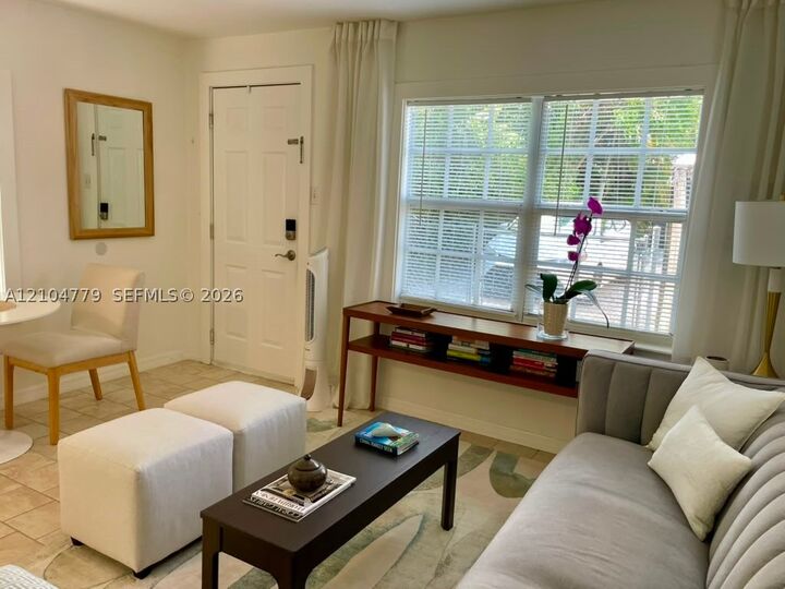Property Photo: 4176 SW 9th St B FL 33134