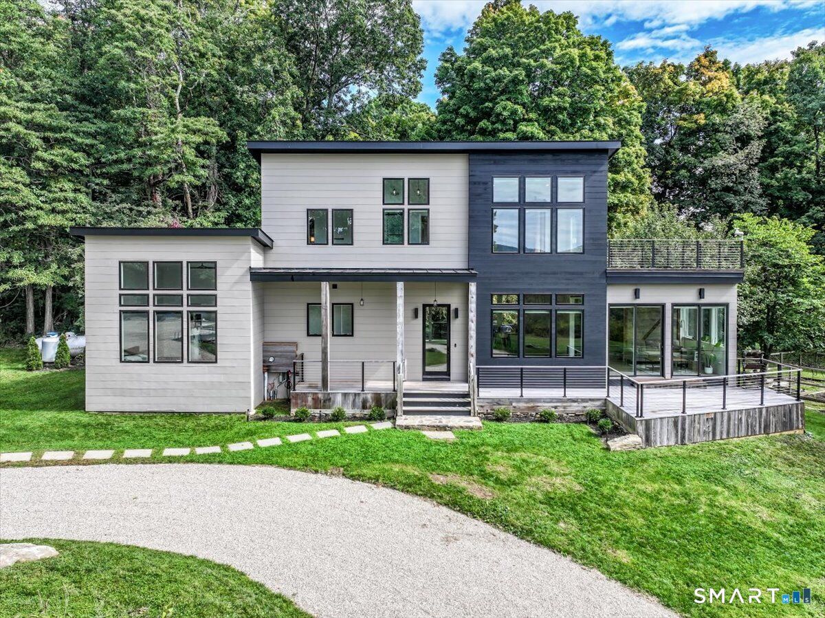 Property Photo:  7 Sunset Terrace  CT 06784 