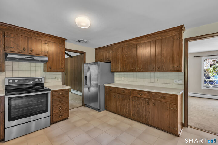 Property Photo:  77 Bridle Path Drive  CT 06071 