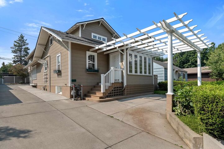 Property Photo:  1126 E 29th Ave Ave 1128 E 29th Ave  WA 99203 