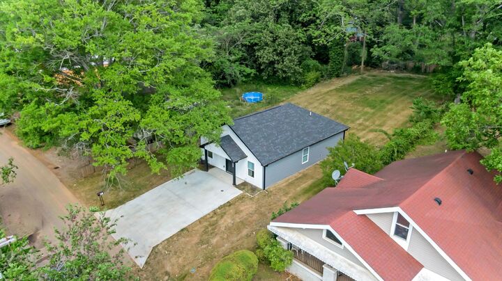 Property Photo: 561 Bee Street SC 29301
