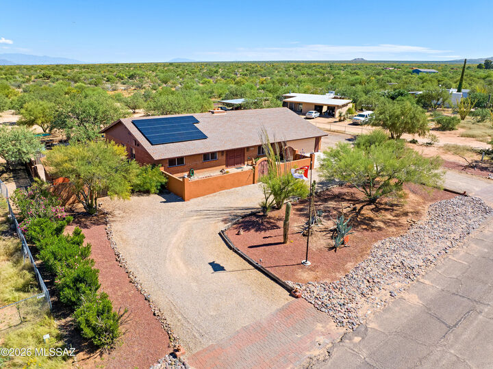 Property Photo:  16052 W Ridgemoor Avenue  AZ 85736 