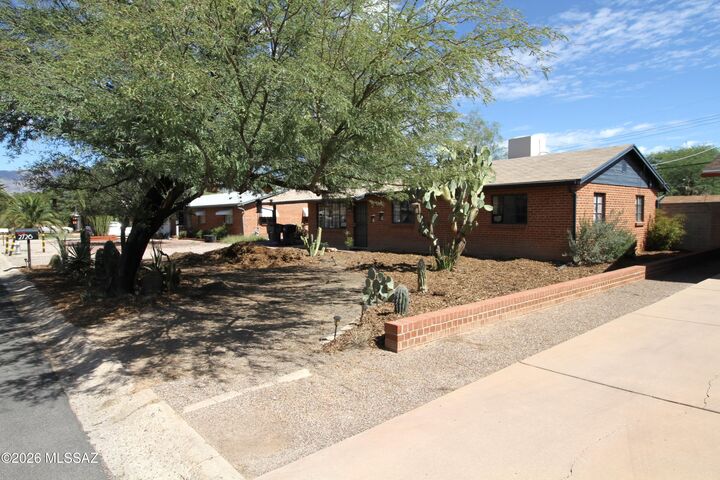 Property Photo:  2726 N Baxter Avenue  AZ 85716 