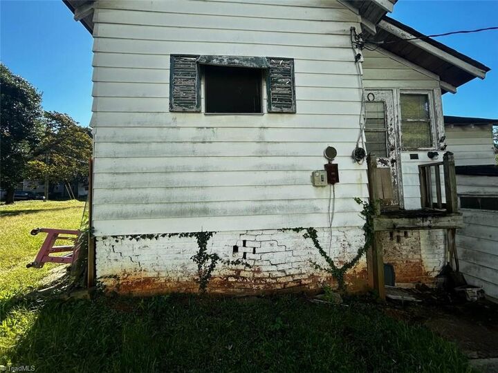 Property Photo: 230 Vance Street NC 27292