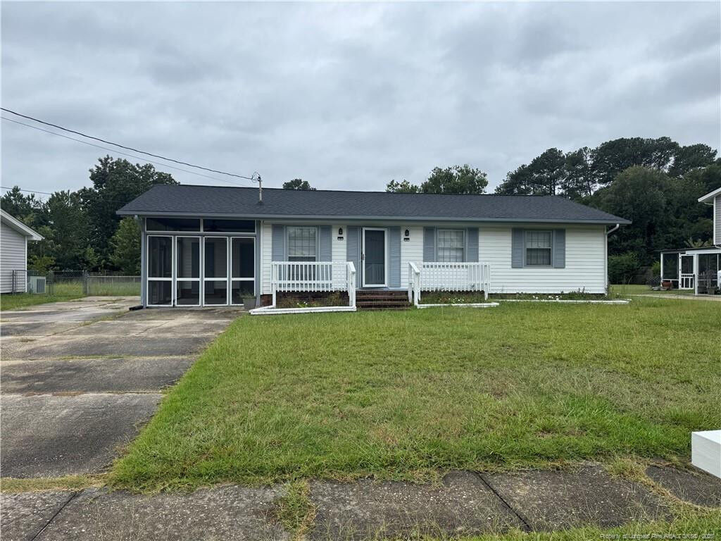 Property Photo:  680 Newport Road  NC 28314 