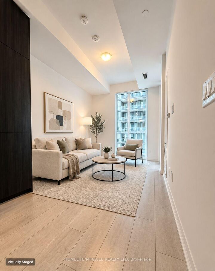 Property Photo:  400 King Street W 2822  ON M5V 1K2 