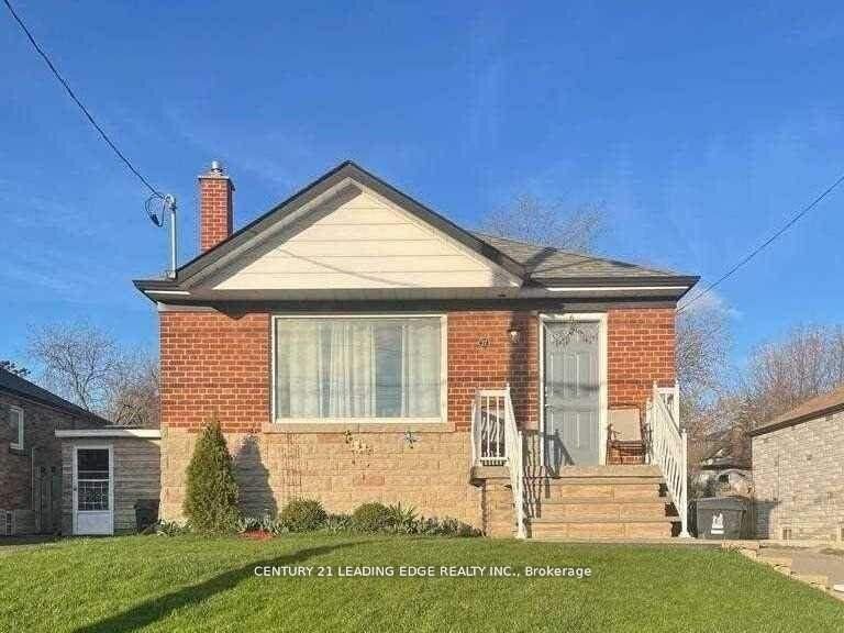 Property Photo:  27 Ionview Drive Bsmt  ON M1K 2Z3 