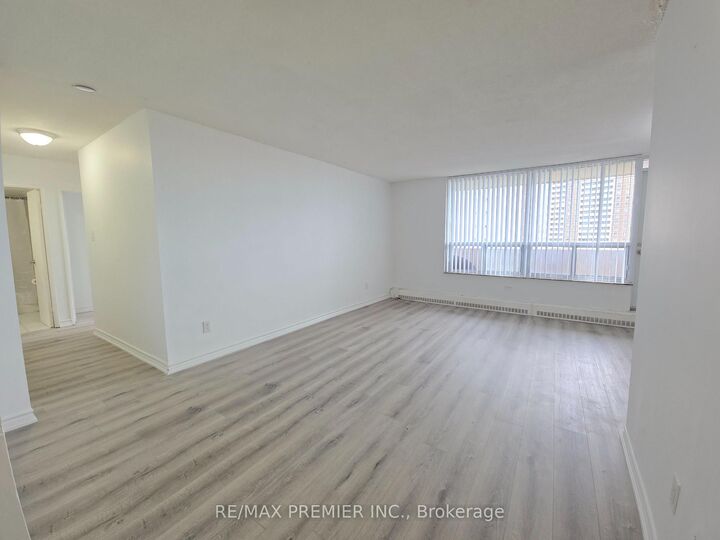 Property Photo:  3390 Weston Road  ON M9M 2X3 
