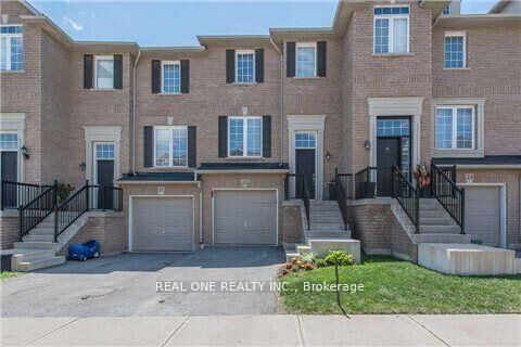 Property Photo: 2280 Baronwood Drive 22 ON L6M 5J8