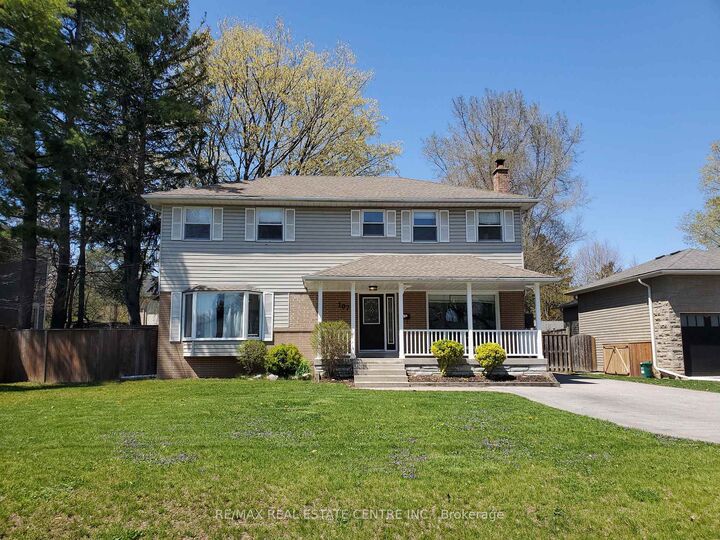 Property Photo: 1077 Selby Avenue ON L6L 2M4