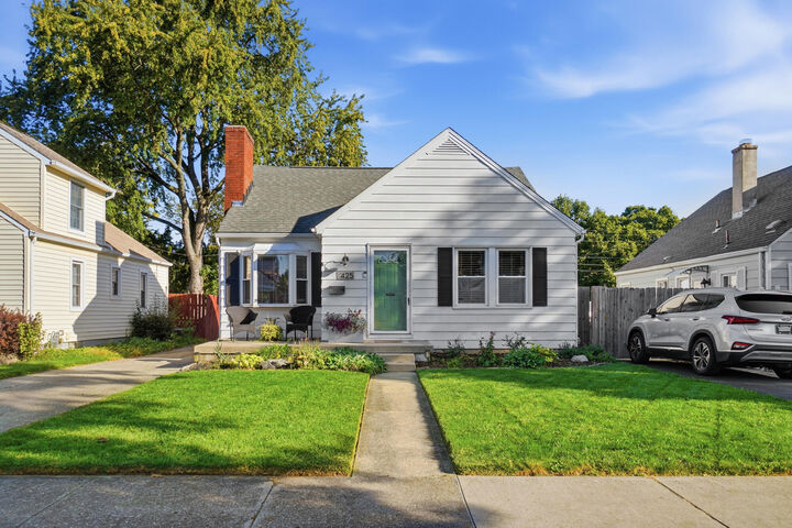 Property Photo: 425 Rockhill Avenue OH 45429